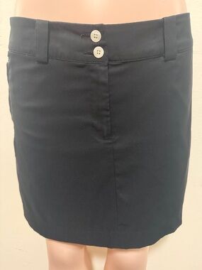 Nike Golf skort woman size 8 medium black zipper pockets
